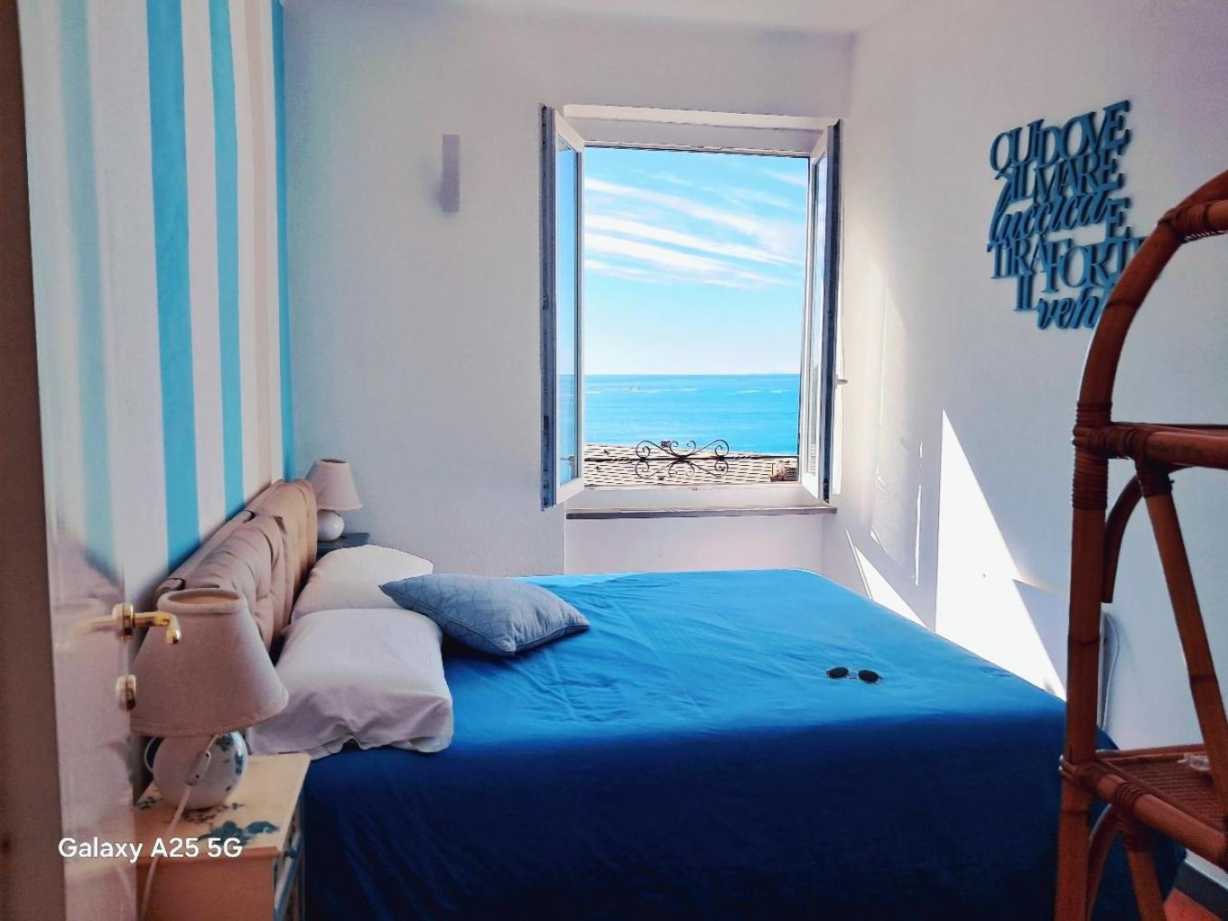 The Way Of Love - La Via Dell'Amore Riomaggiore Bagian luar foto